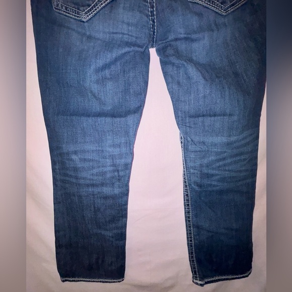 Silver Suki Women’s Capris - Picture 9 of 10